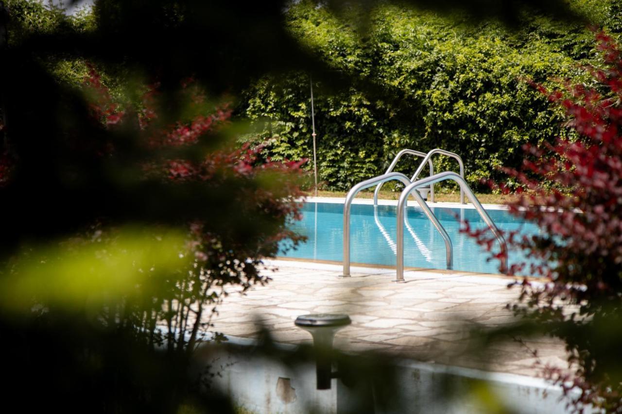 Zeusplace Poolvilla Natura Paralia Катерини Экстерьер фото